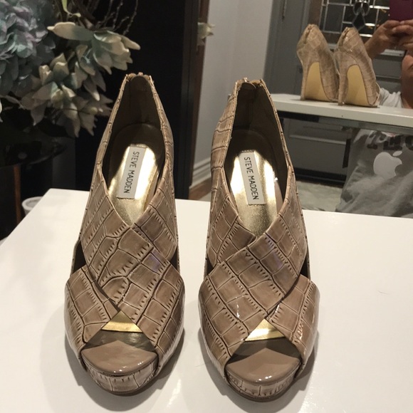 Steve Madden Croco Faux Leather High Heels 8.5 - Picture 2 of 5